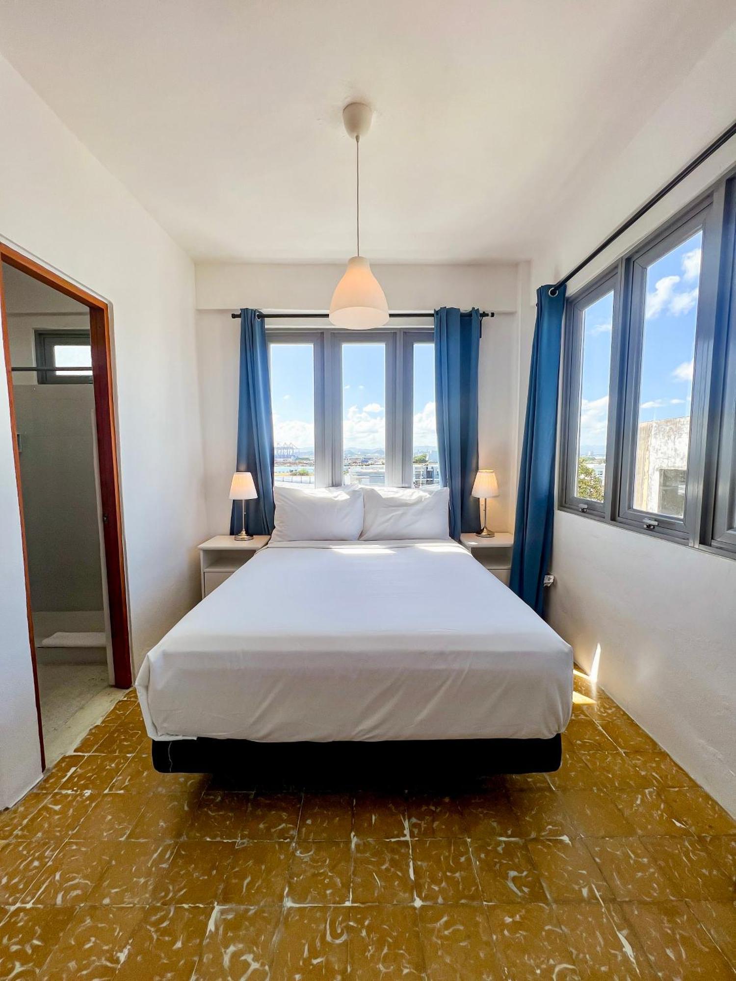 Urbana Hotel San Juan Luaran gambar